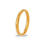 Lamaa Etched Band Ring – 18K gold plated stainless steel, on a white background