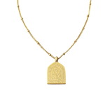 Ud‘ooni Necklace in gold featuring Arabic Quran verse “Call Upon Me, I Will Respond” engraved on an arch-shaped pendant, displayed on a white background.