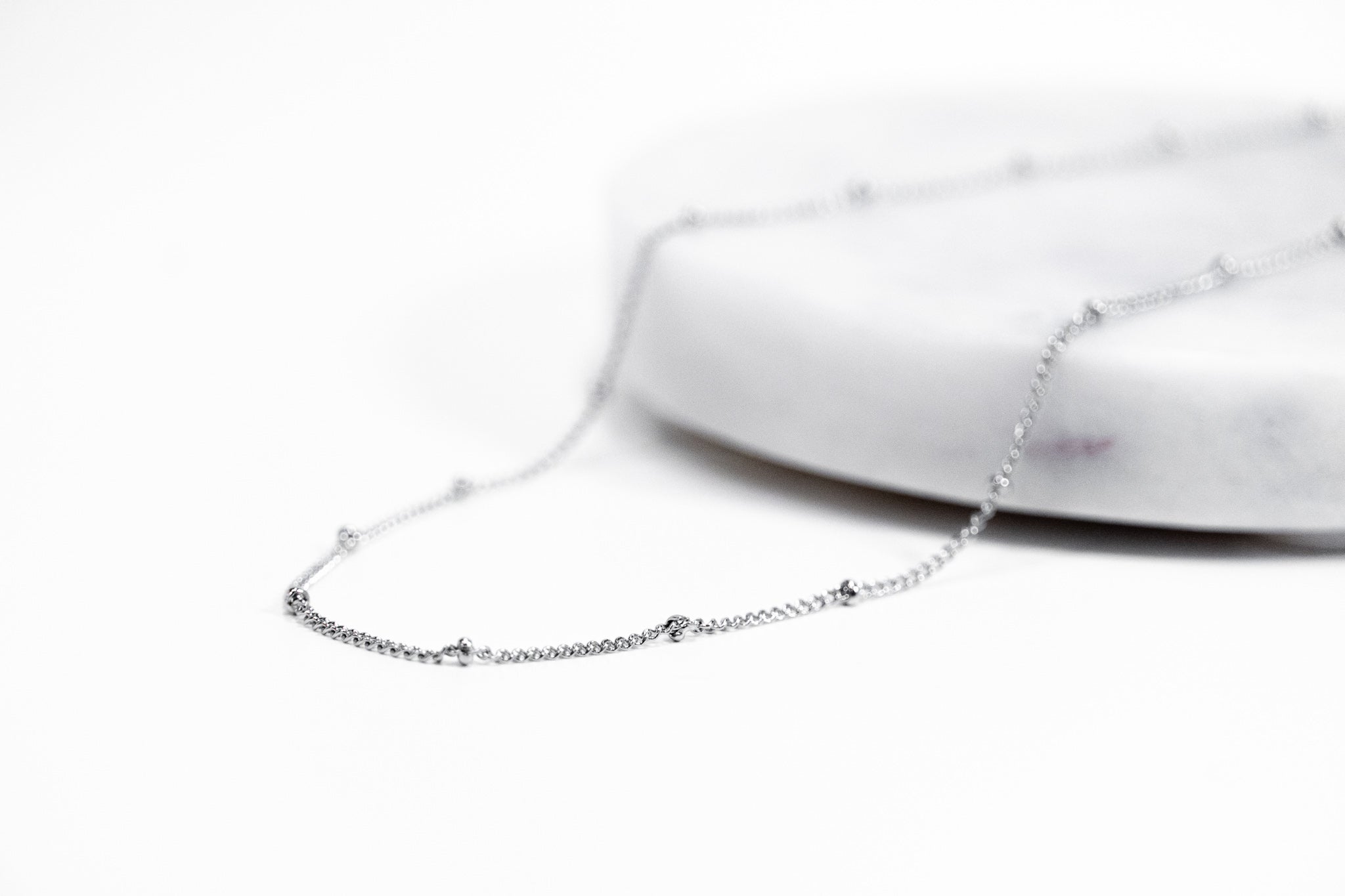 Silver Dotted Link Necklace 